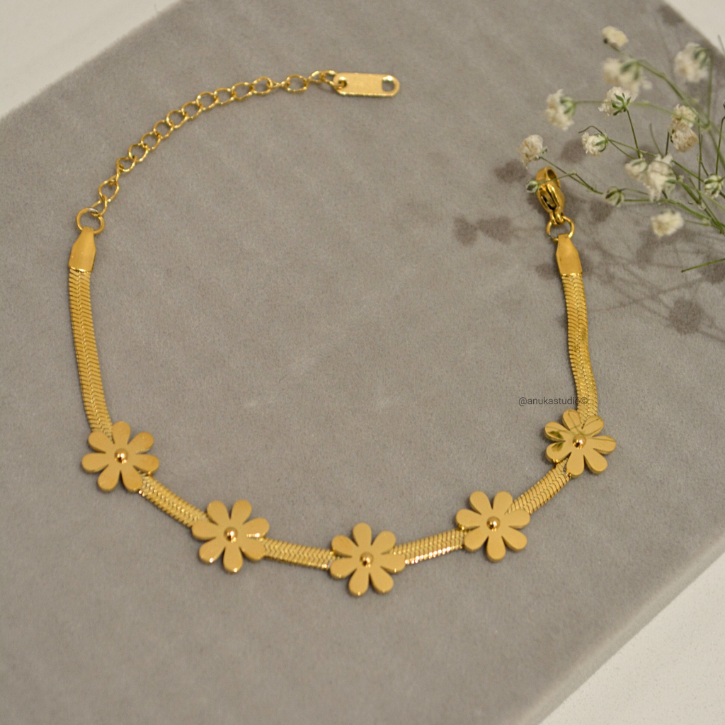 Daisy Bracelet