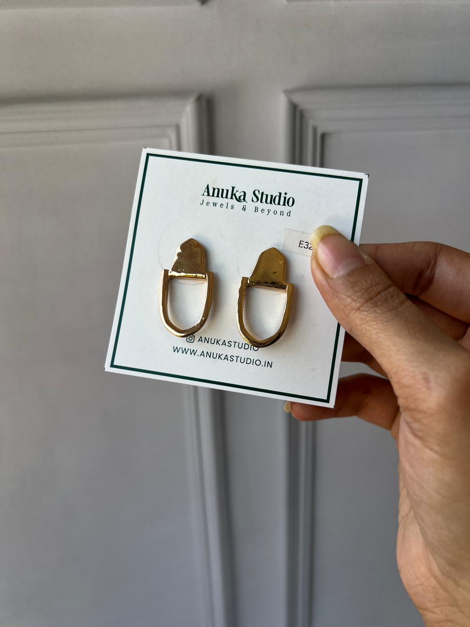 Mia Earrings