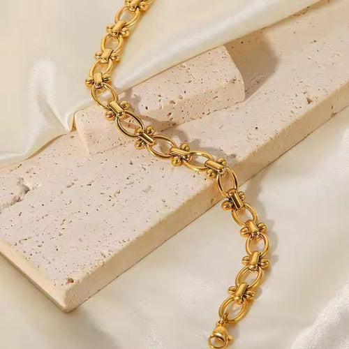 Amal Link Chain Necklace