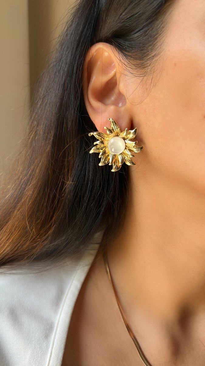 Fleur Earrings - Studs - Anuka StudioEarrings