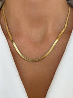 Sera Herringbone Chain