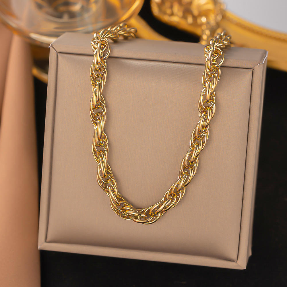 Lina Rope Chain Necklace