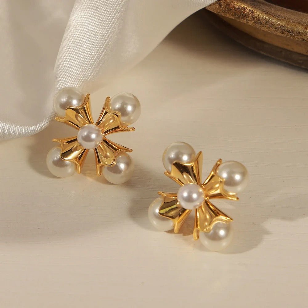 Pearl Clover Earring - Anuka Studio