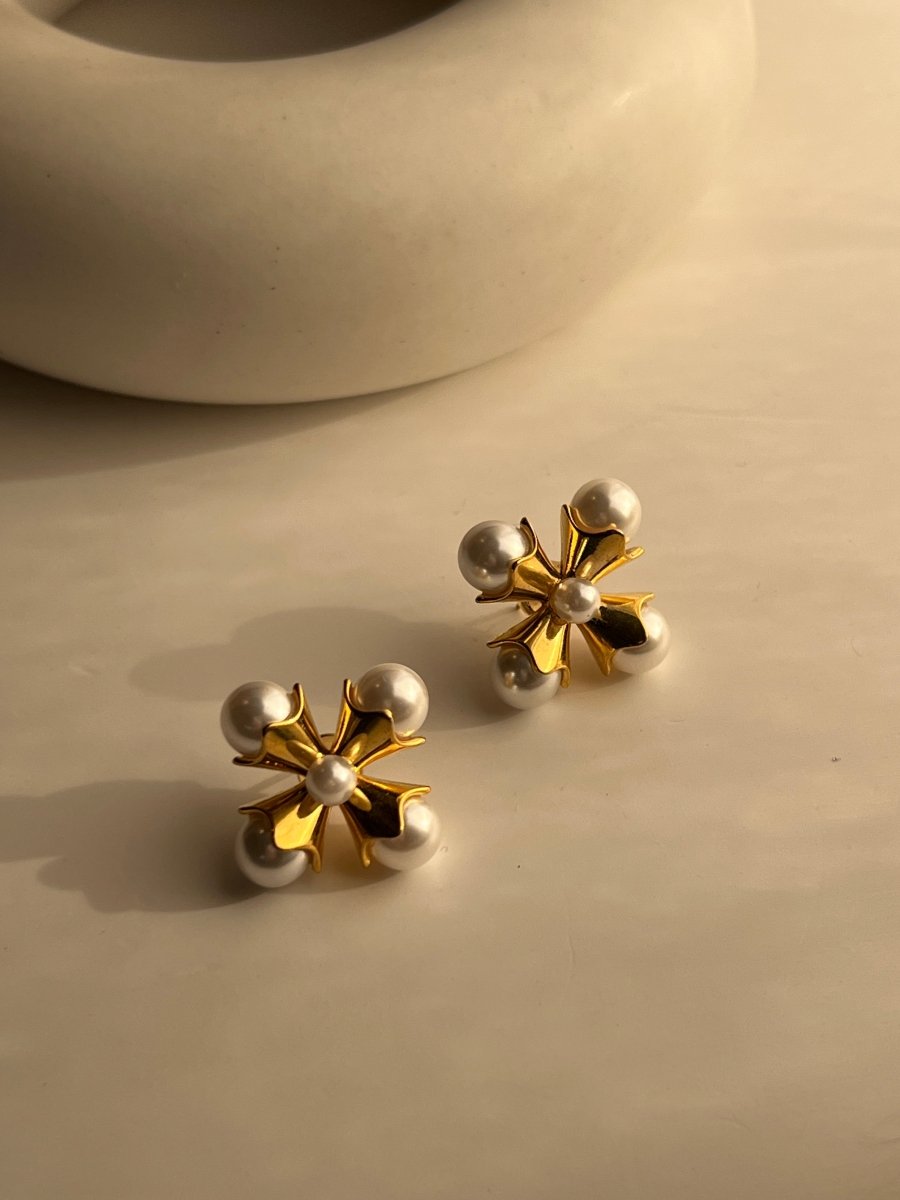 Pearl Clover Earring - Anuka Studio