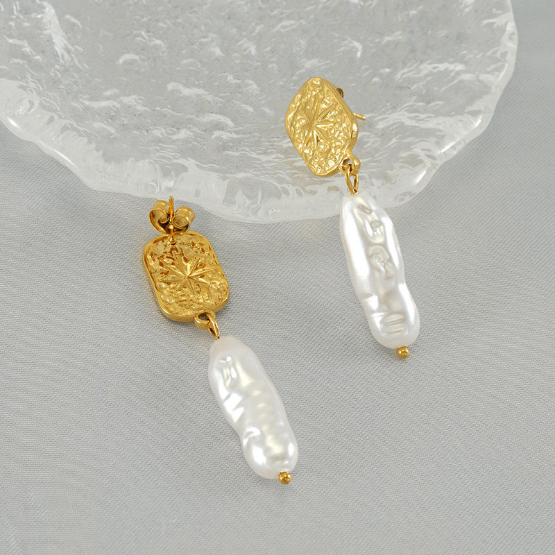 Freshwater Pearl Drop Earrings